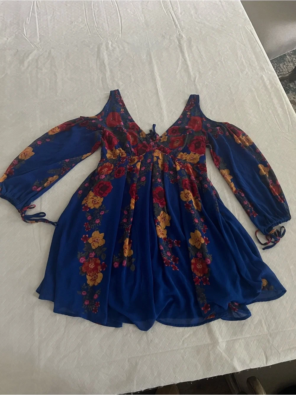 Free People Navy Floral V-Neck Cold-Shoulder Dress